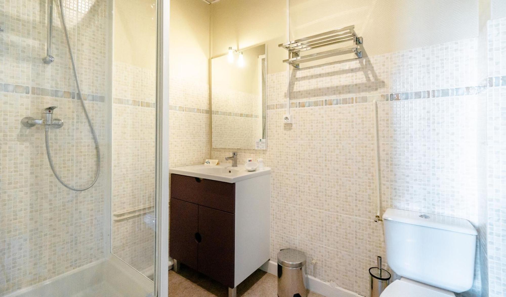 Hotel Gallia Aix-les-Bains Kamer foto